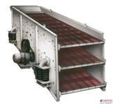 　新鄉(xiāng)市三鑫電機(jī)制造有限公司是一家專業(yè)設(shè)計、開發(fā)電機(jī)的公司。公司鑄造、機(jī)加工、設(shè)計、開發(fā)及生產(chǎn)各類特種電動機(jī)于一體，具有雄厚的產(chǎn)品開發(fā)能力，擁有先進(jìn)的生產(chǎn)和檢測設(shè)備，已全面通過最新版ISO9001：2000國際質(zhì)量管理體系認(rèn)證。公司主要生產(chǎn)YZS、YZU系列振動源三相異步電動機(jī)及派生系列YZVP系列振動電機(jī)、YZO系列振動電機(jī)、JZO振動電機(jī)、Y系列電機(jī)和YCT電磁調(diào)速電機(jī)等系列產(chǎn)品及工業(yè)氣泵打碼